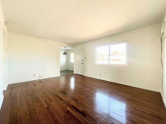 3rd image of 3243 Buena Hills Dr