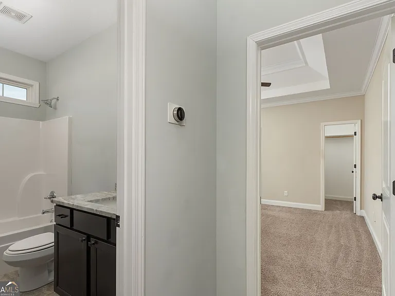 404 Ledford Way — Photo 32