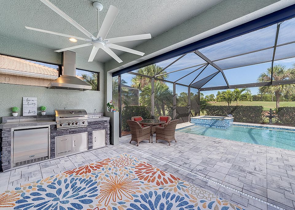 1st image of 10364 Materita Dr