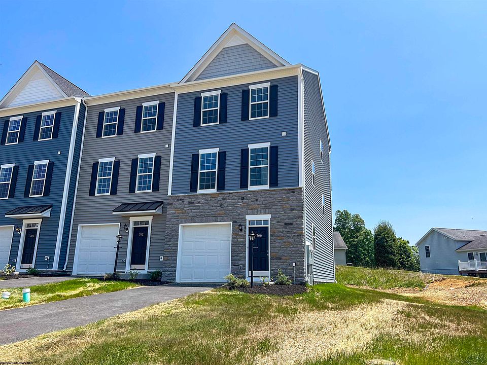 1st image of 700 Mulligan Ct