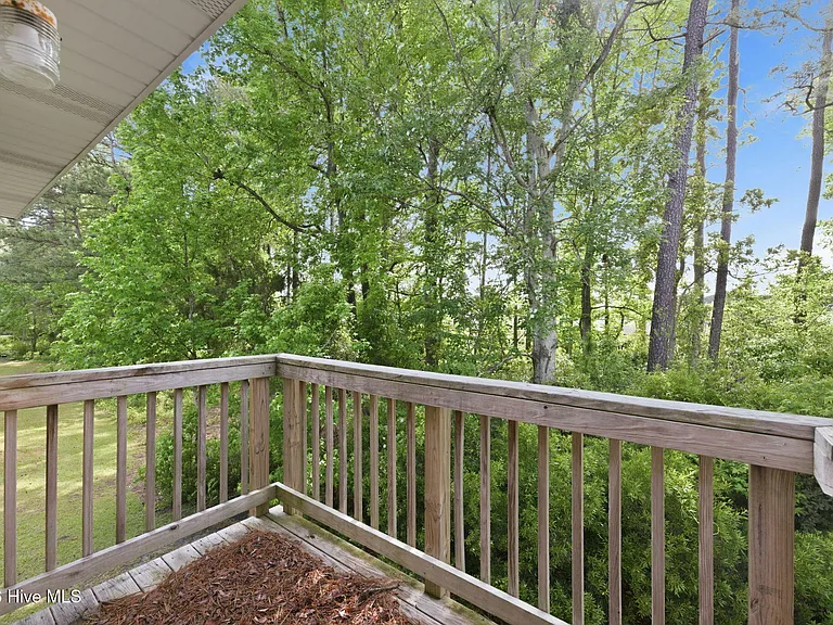 201 Shipman Rd #J-39 — Photo 16