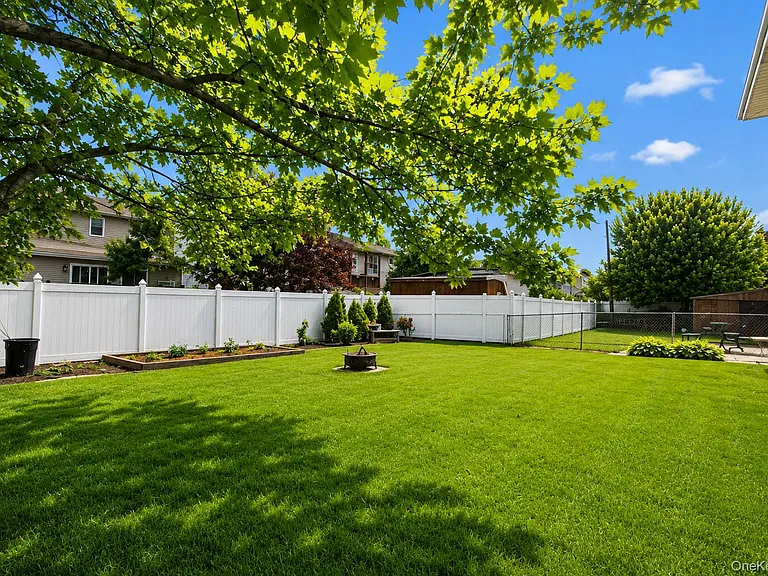 26 Lancaster Rd #UPPER — Photo 15