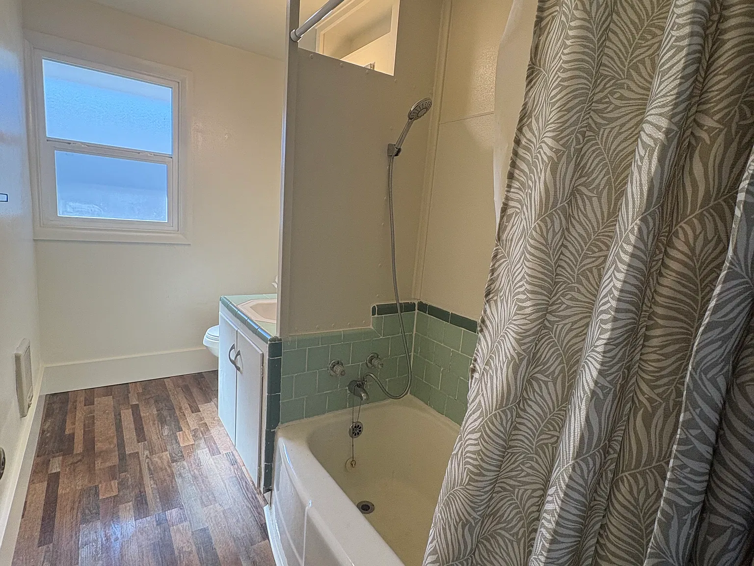 Studio, 450 sqft, $1,000 — Photo 3