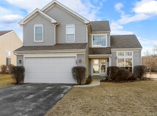 162 S Thistle Ct, Round Lake, IL