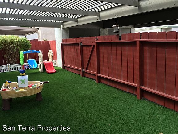 2nd image of 10763 Esmeraldas Dr