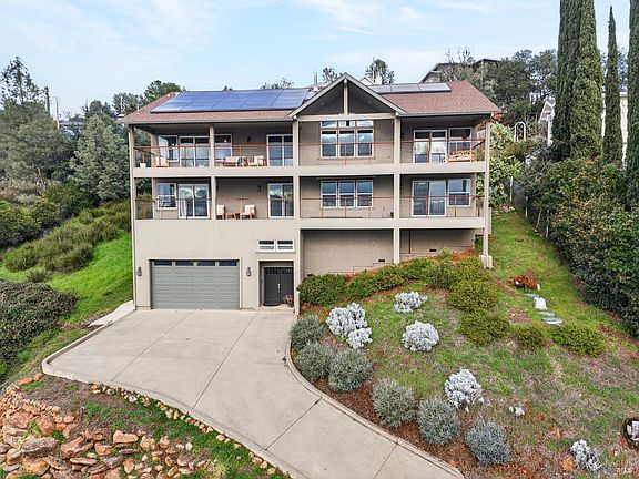 2nd image of 17437 Greenridge Rd