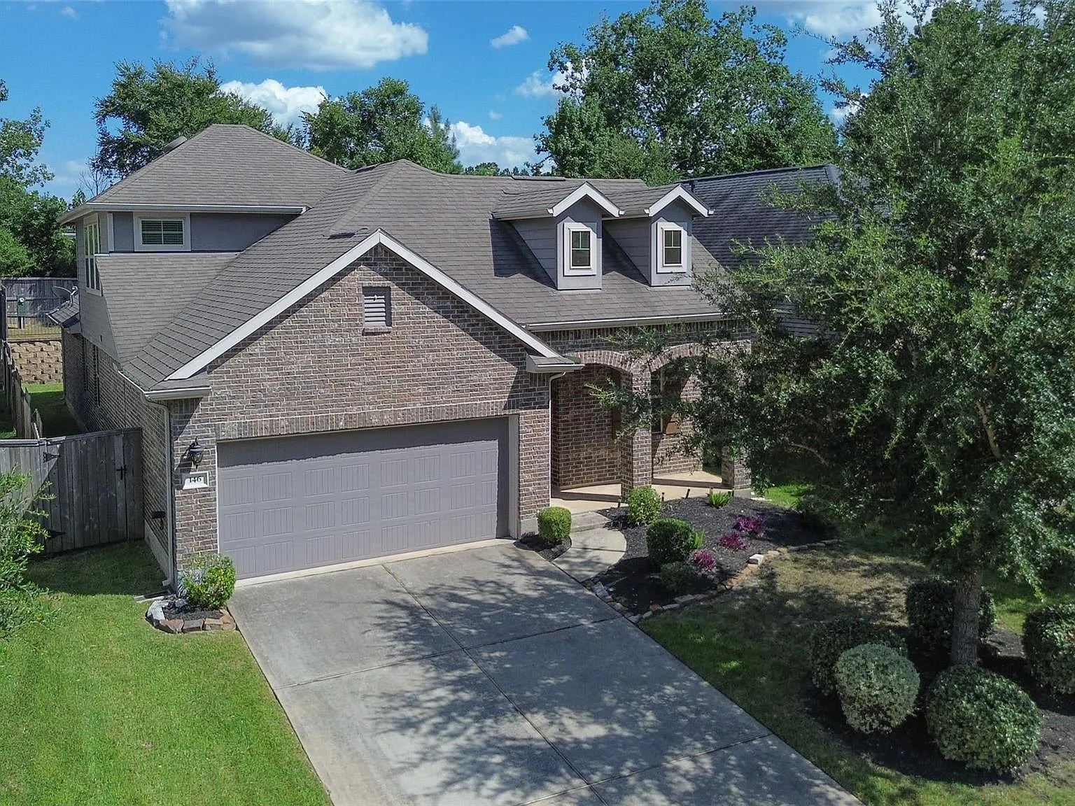 4 bed, 3.0 bath, 2174 sqft, $2,550 — Photo 3