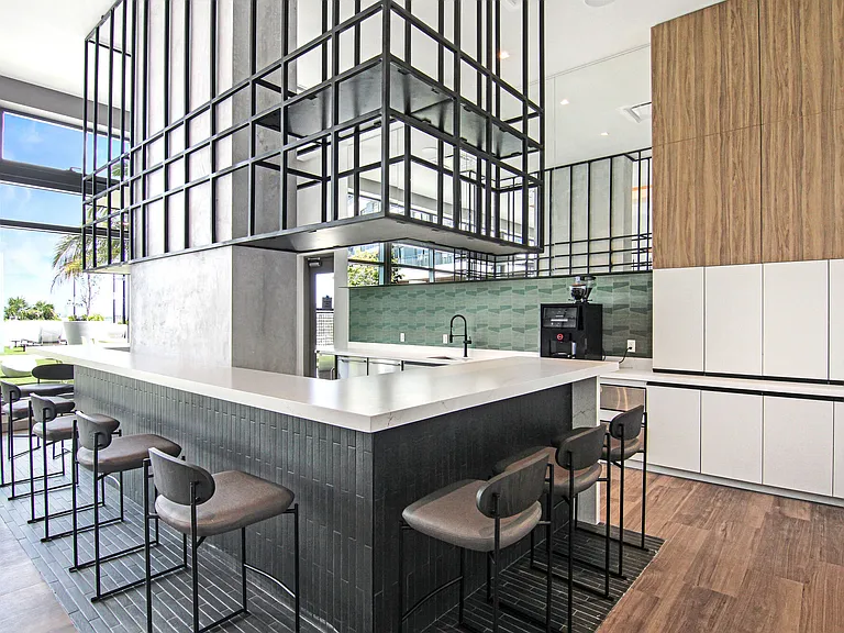 Bread Building — Photo 14