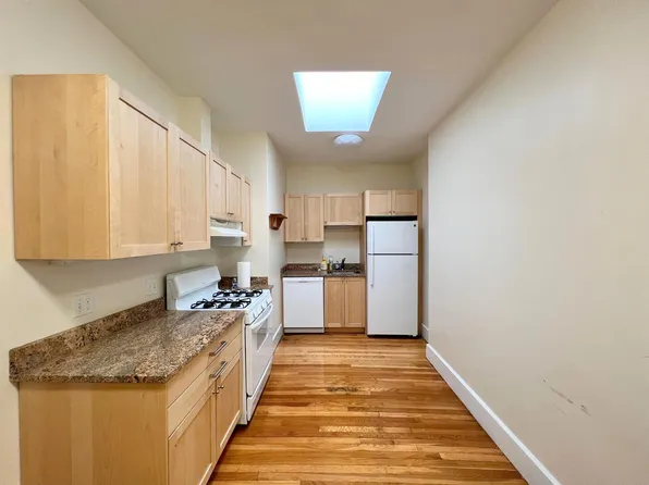 220 Massachusetts Ave, Arlington, MA