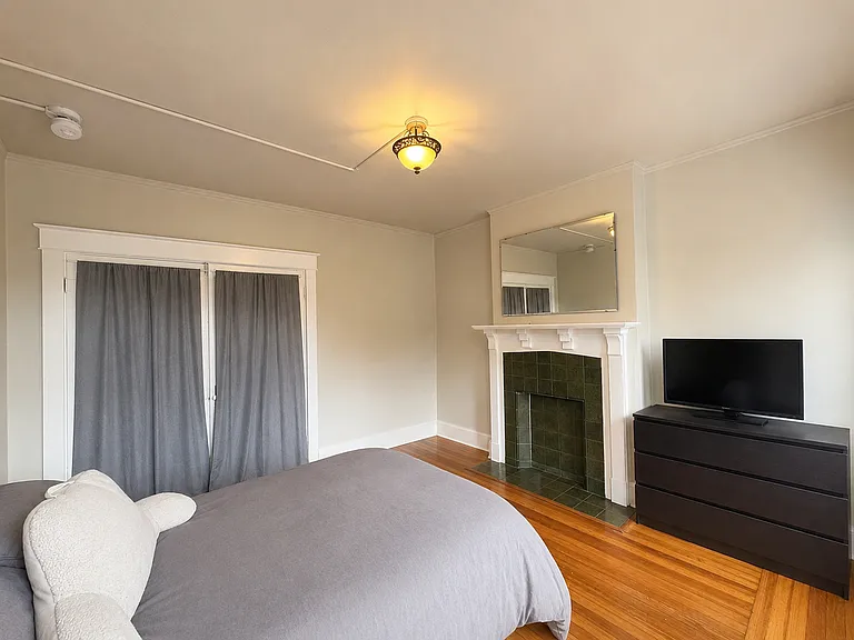 265 W McMillan — Photo 22