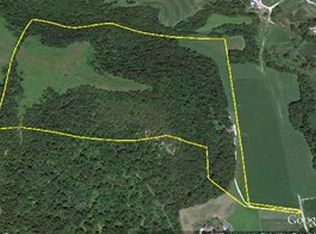 17234 Perkins Valley Dr, Houston, MN 55943