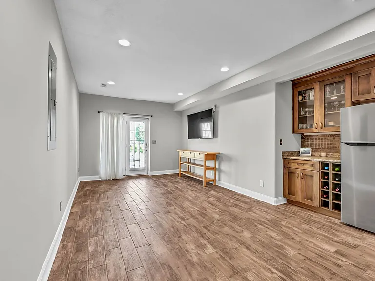 213 John Duke Tyler Blvd — Photo 30