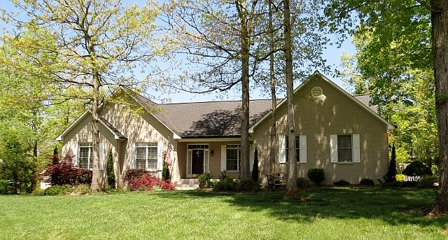 1st image of 163 Saddle Wood Ln
