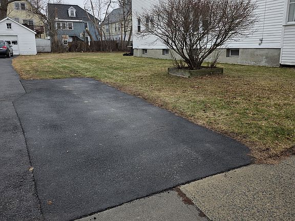 3rd image of 36 Mapleridge Ave #2