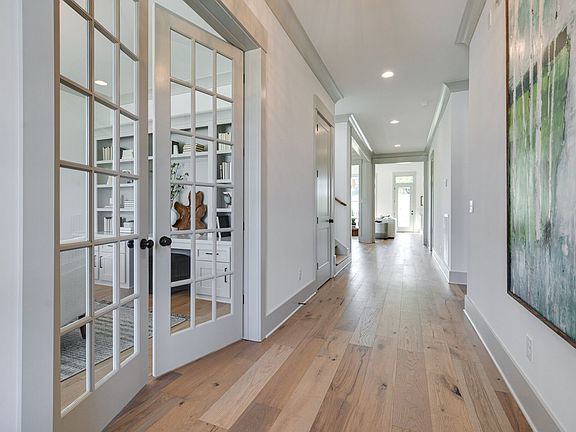 5th image of 2701 Otterham Dr Lot 136