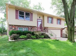 763 Macarthur Dr, Buffalo Grove, IL 60089