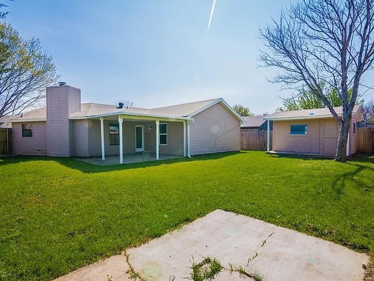 1080 W Hills Ter — Photo 16