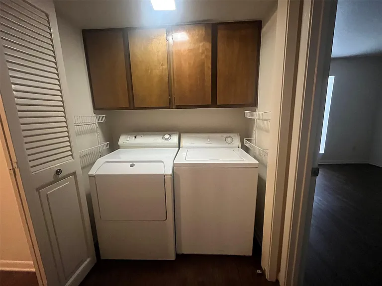 8529 Hearth Dr #34 — Photo 8