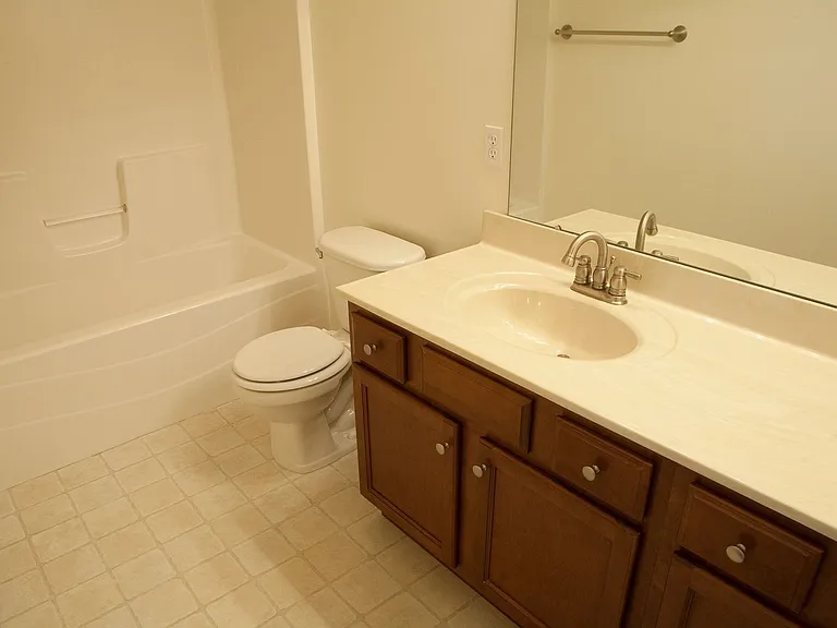810 W Trailcreek Dr — Photo 7