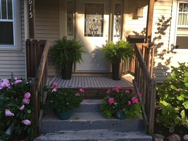 1st image of 615 Hodge Ave