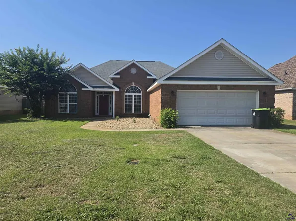 125 Emberly Ln, Warner Robins, GA 31088