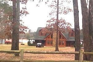 1st image of 190 Madonna Dr