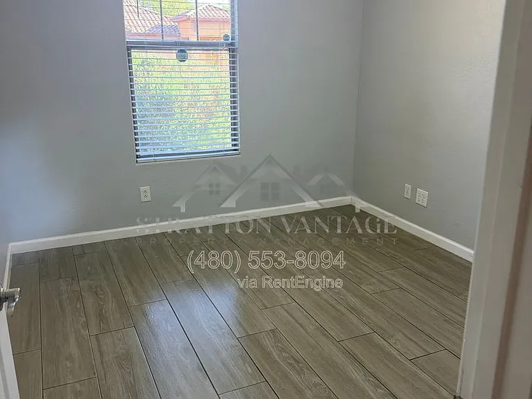 3068 E Ravenswood Dr — Photo 52