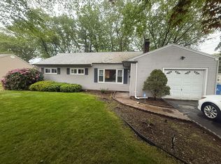 115 Elizabeth Dr, Manchester, CT 06042