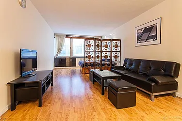 Rented by Tiffany C Wong, LREB