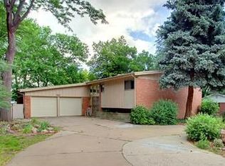 6877 S Hill St, Littleton, CO 80120