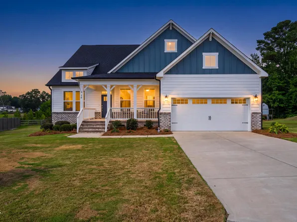 16 Blue Monarch Ln, Fuquay Varina, NC 27526
