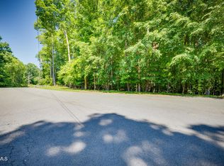 Hunters Ln, Church Hill, TN 37642