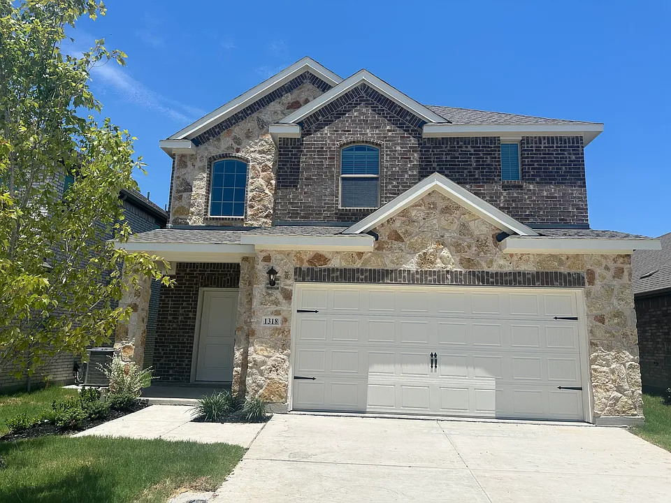 1318 Crookpost Dr