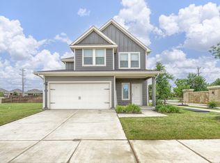11341 Headwater Ct, Aubrey, TX 76227