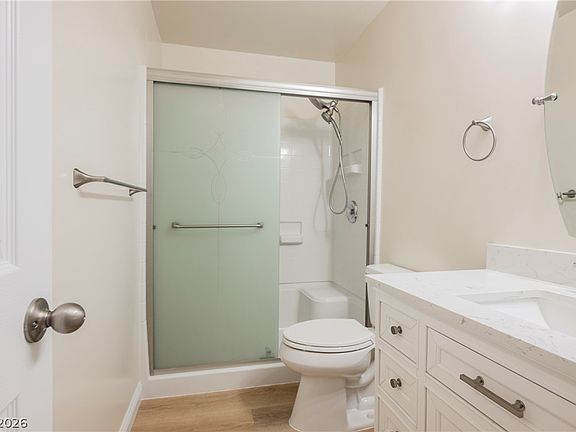 5th image of 763 Cathy Ln