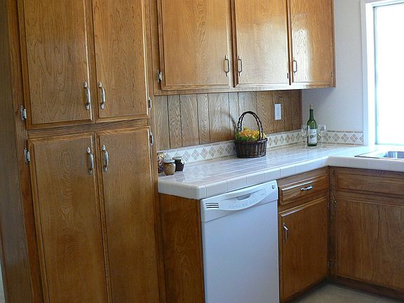 Kitchen w/ New Appliances