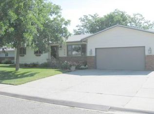 355 31st St W, Billings, MT 59102