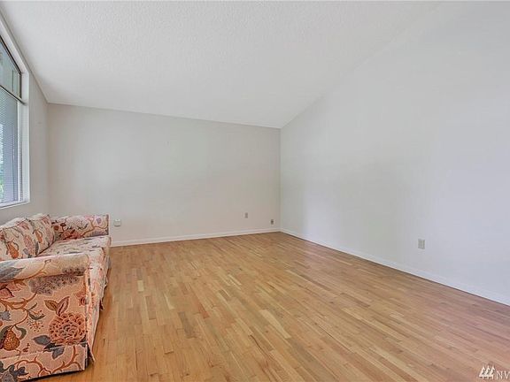 3rd image of 7822 Agate Dr SW