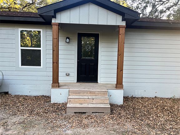 3rd image of 310 Eagle Dr
