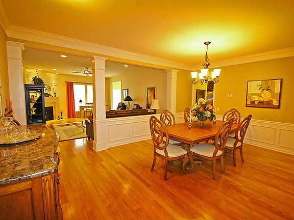 4th image of 173 Carly Ln