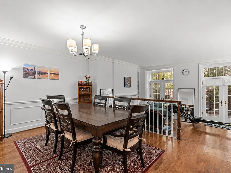 4422 Westover Pl NW — Photo 10