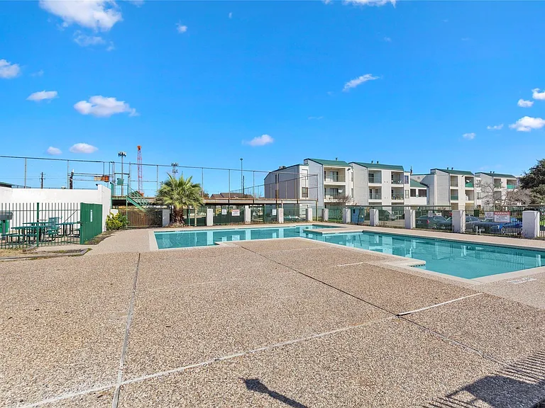 2830 S Bartell Dr #23 — Photo 19