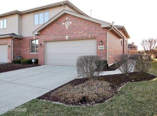 17958 Upland Dr, Tinley Park, IL 60487
