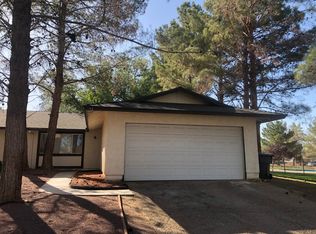 751 Higgins Rd APT 33, Barstow, CA 92311