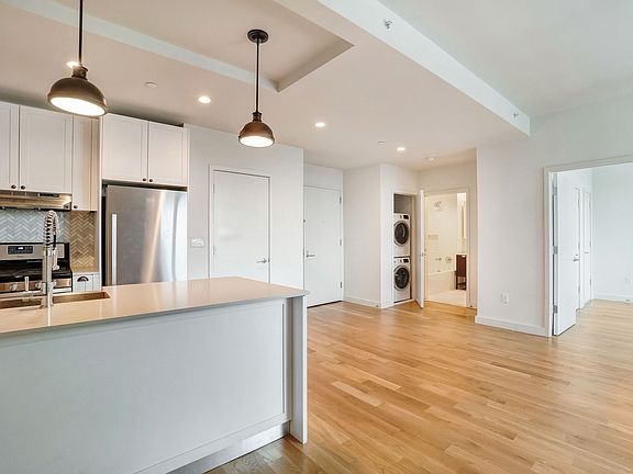 2nd image of 409 Eastern Pkwy #1012B
