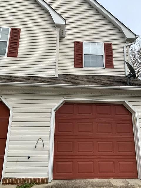 1st image of 320 Ferguson Bnd #320