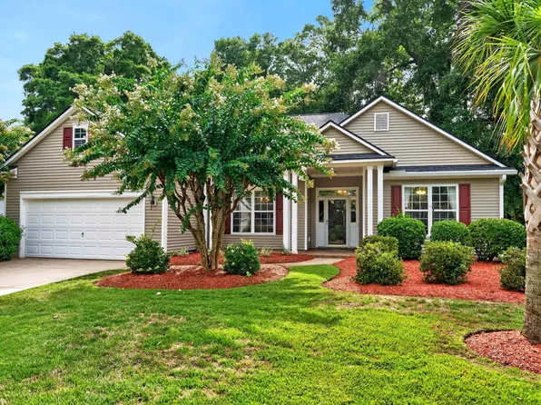 48 Alexander Glennie Dr., Pawleys Island, SC 29585