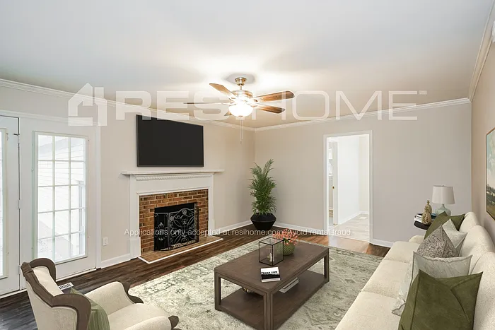 112 Lancaster Ct — Photo 5