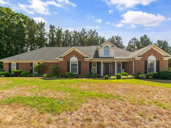 7817 College View Ct, Roanoke, VA 24019