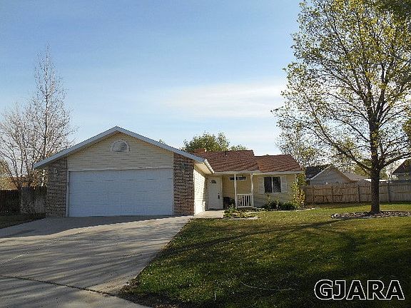 4th image of 1127 Iron Wood Ct